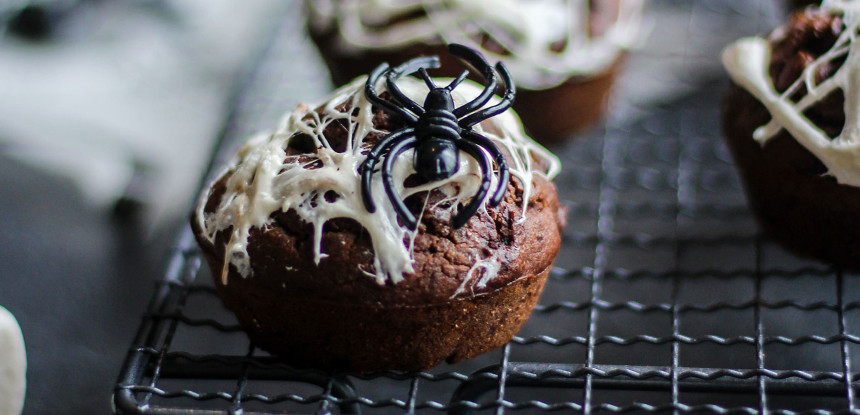 Muffins d'Halloween toiles d'araignées